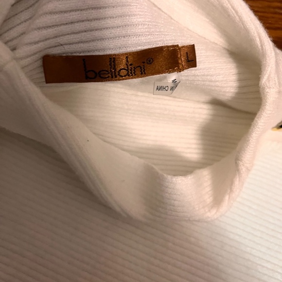 Off-white beautiful belldini sweater size large - Picture 6 of 6